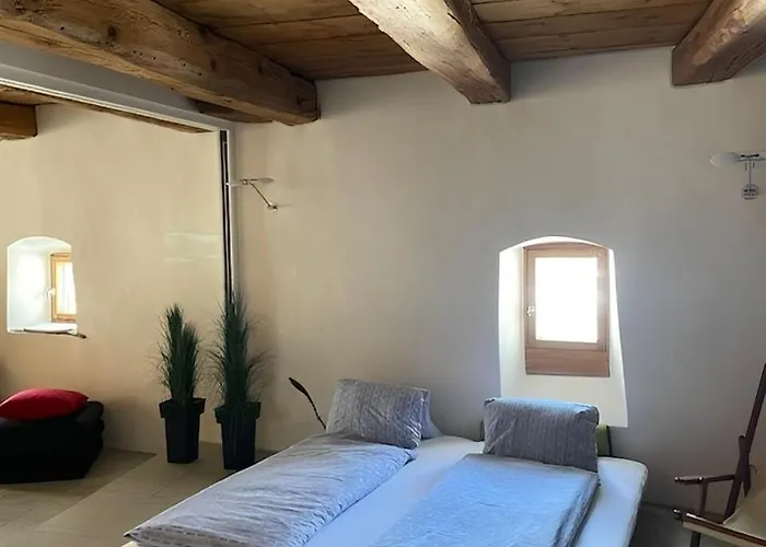 Appartement Historisches Teiler-haus Splügen